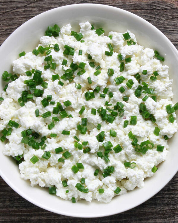 Cottage Cheese With Herbs & Pepper